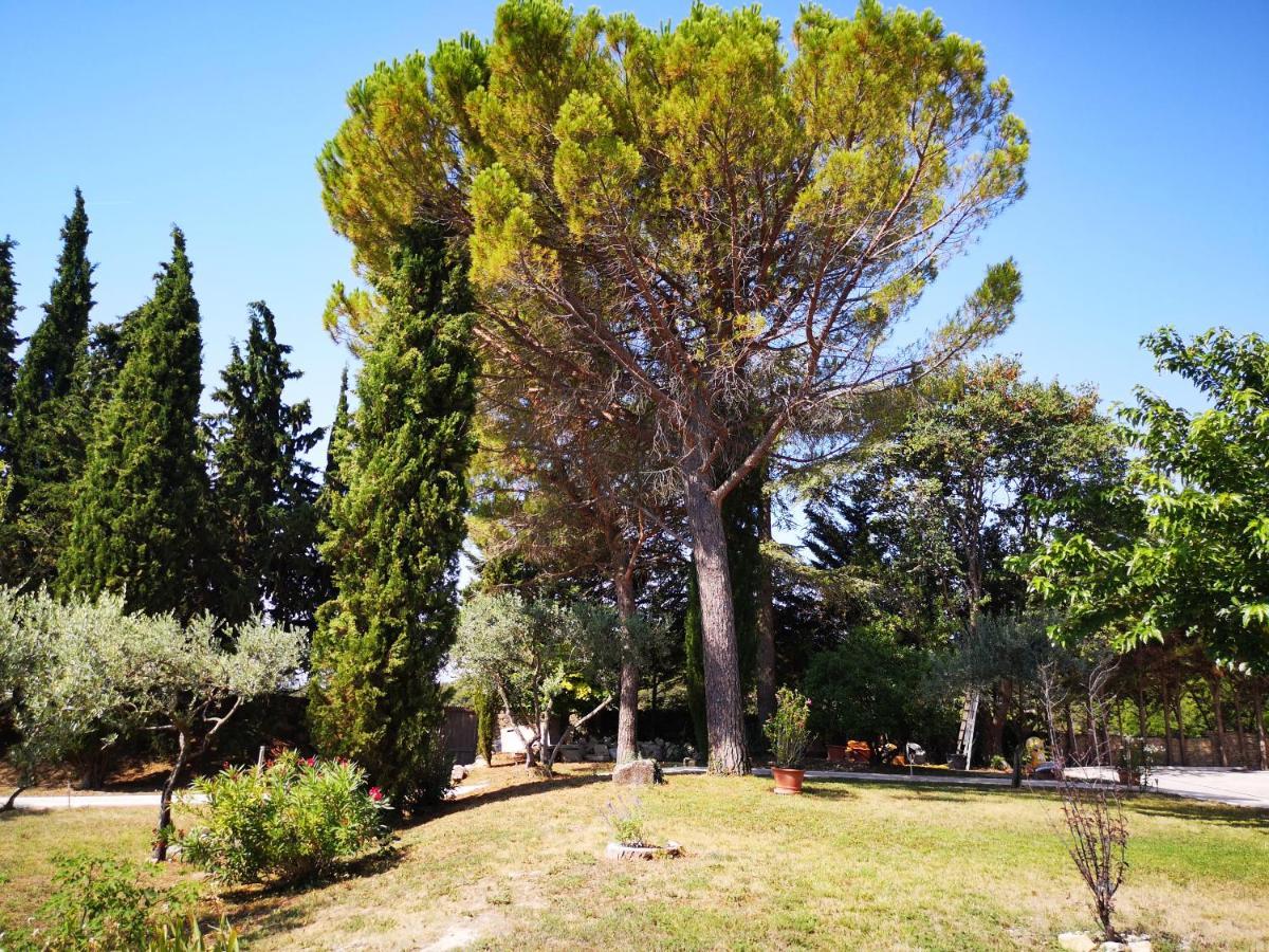 La Bastide Du Limon Aparthotel Mormoiron Exterior photo